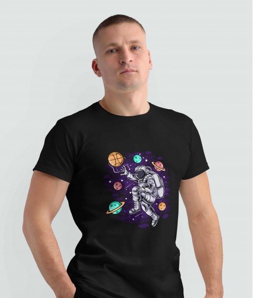 Мъжка тениска с щампа Спортни Илюстрации Basketball astronaut and planets - TShirtArtShop.com